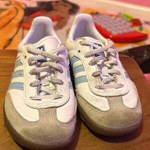 Adidas Kids White and Light Blue Sneakers